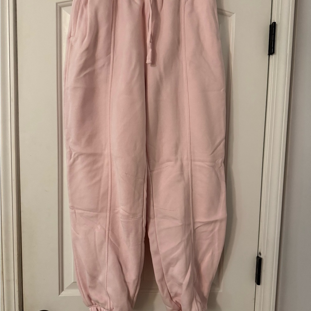 Women’s Pink Jogger Pants